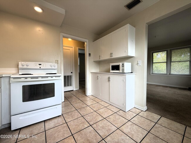 Photo - 1338 Wolfe St Unidad 2