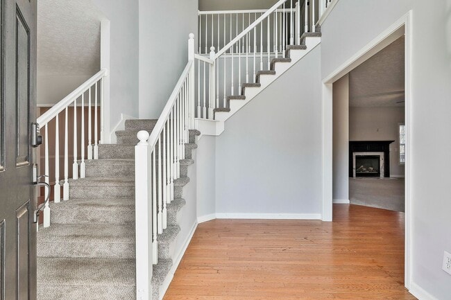 Photo - 4 Bed 2.5 bath in Fayette close to Everything!