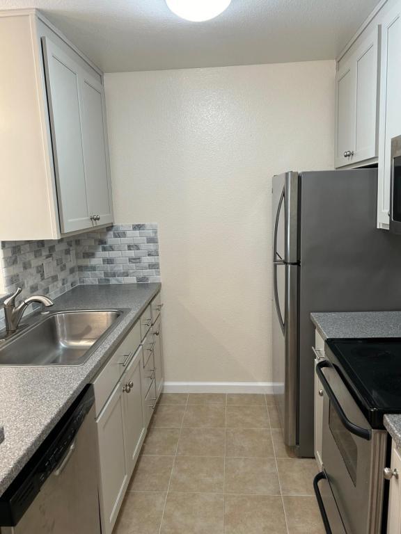 Photo - 361 Half Moon Ln Unit 313