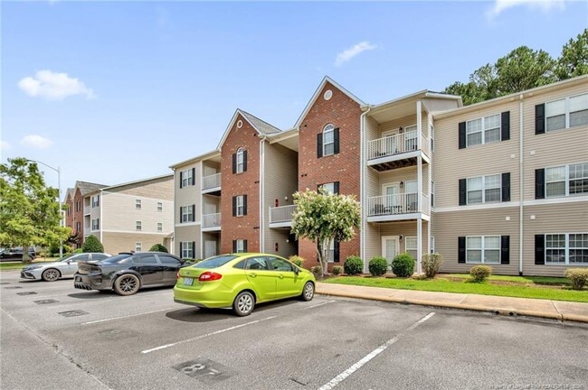 Photo - 625 Marshtree Ln