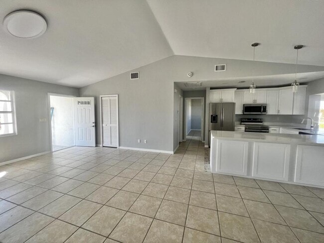 Photo - 709 SW 23rd Terrace