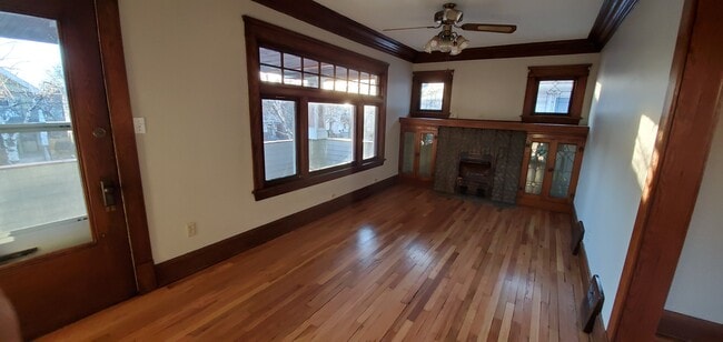 Living room - 11304 Florian Ave