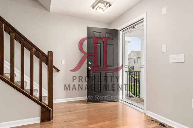 Photo - 5807 Bridgehampton Dr