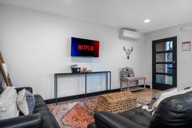 Photo - 519 1st Ave E