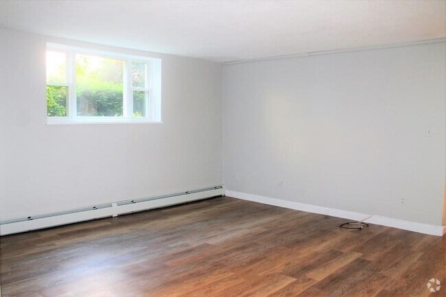 Building Photo - 67 Colborne Rd Unit 2 Rental