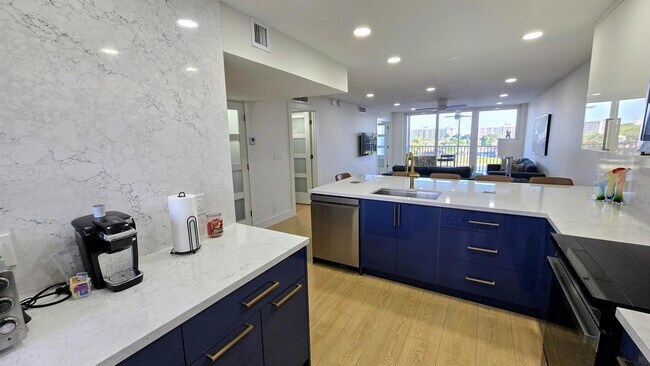 Photo - 3150 N Course Ln Unidad 602