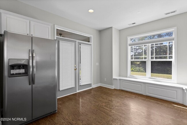 Photo - 412 Azalea Dr