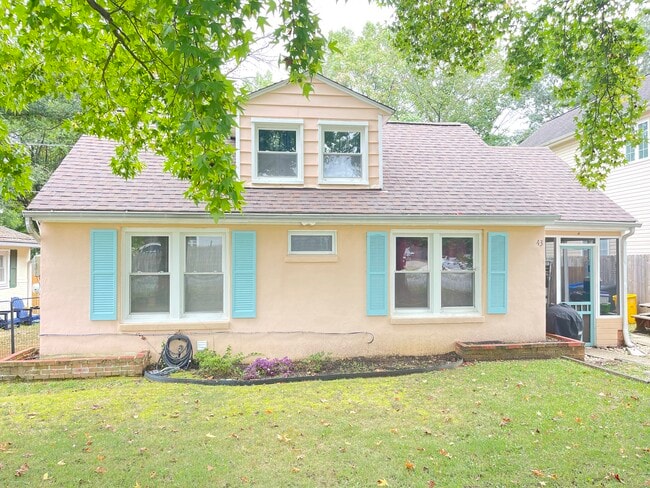 Building Photo - 43 Silopanna Rd Unit B