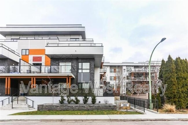 Building Photo - 1883-1883 Water St