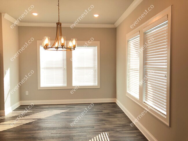 Photo - 835 Altamaha Trl