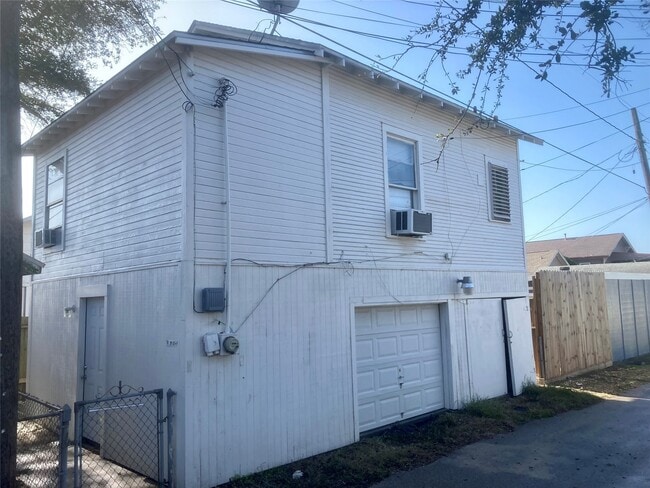 Building Photo - 4908 Ave Q 1/2 Rental
