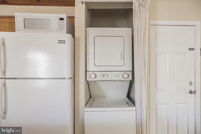 Photo - 1100 Tasker St Unit B