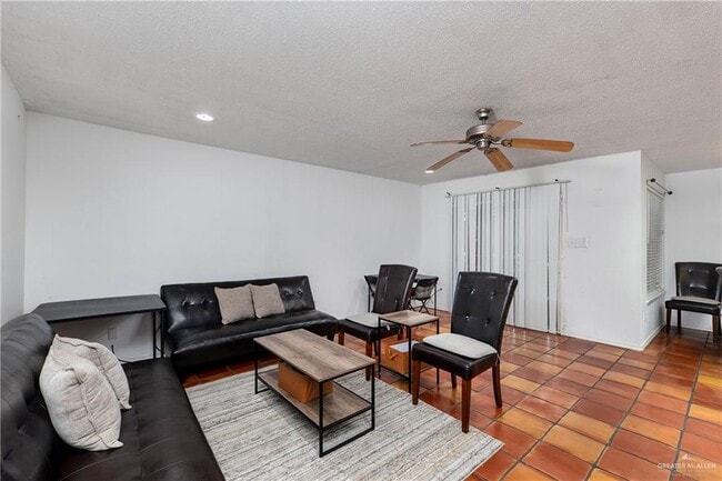 Photo - 15 El Rancho Rd Unidad 5