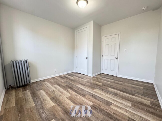 Photo - 9816 Fourth Avenue Apartamento Unidad 2F