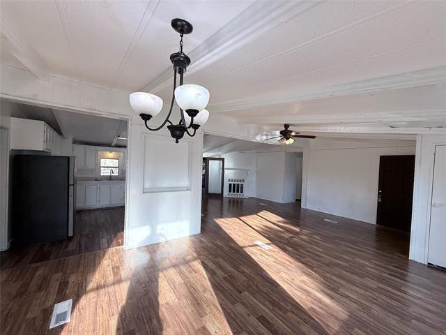 Photo - 111 King Rd
