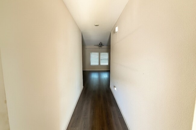 Photo - 612 Stampede Ln