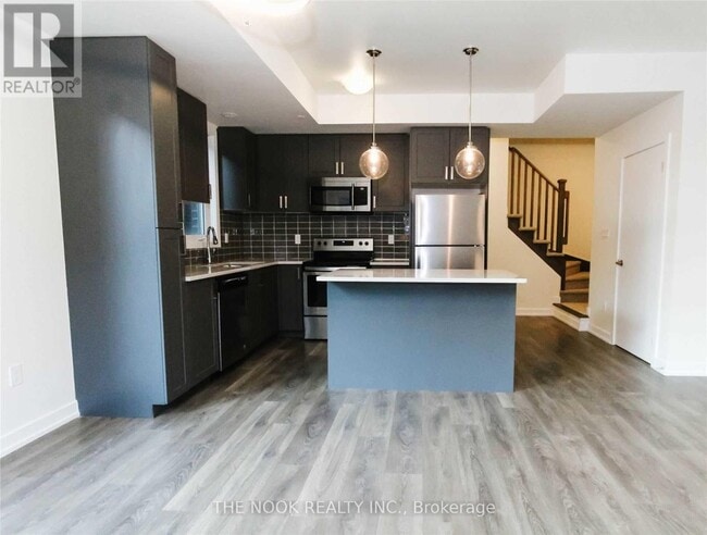 Photo - 1555 Kingston Rd