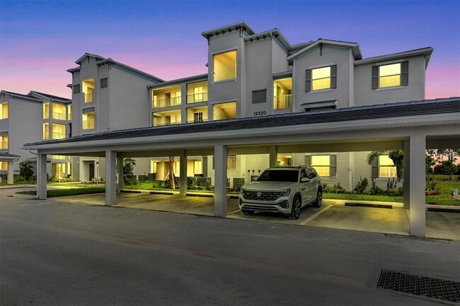 Building Photo - 12320 Wellen Golf St Unit 403 Rental