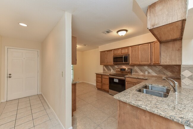 Photo - 18610 Anne Dr