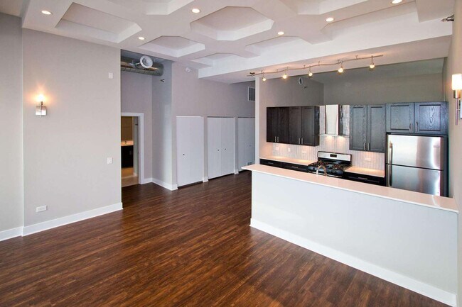 Photo - 1338 S Michigan Ave