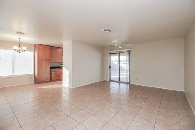 Photo - 4614 W Orchid Ln