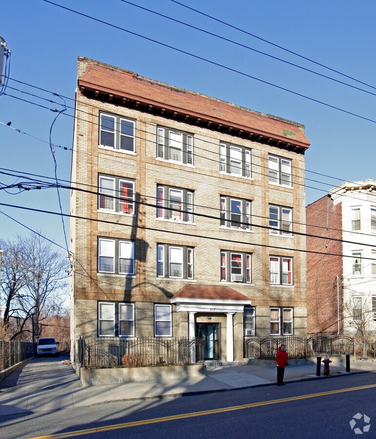 217 Hawthorne Ave Apartments Yonkers, NY