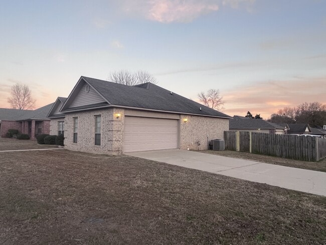 Photo - 2309 S 1st St