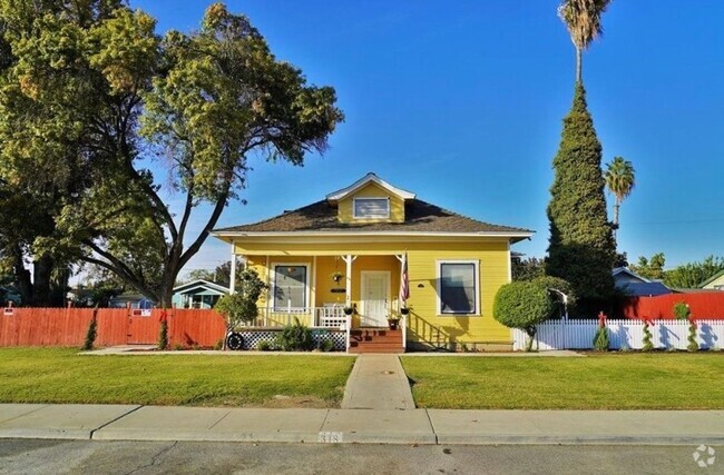 Building Photo - Cute home for rent in Lemoore!