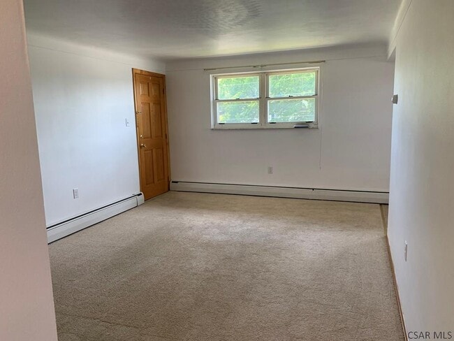Photo - 123 Lulay St