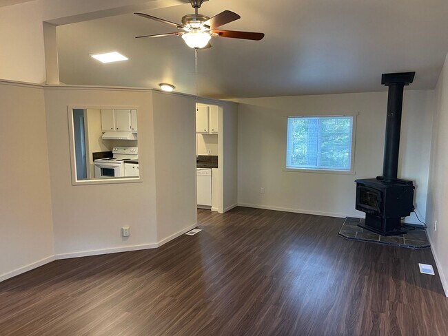 Photo - Lovely 3 Bedroom Home out of Town!