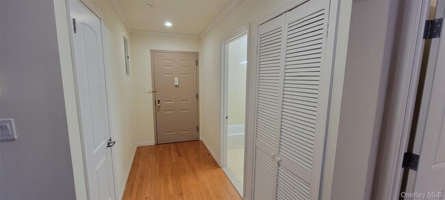 Photo - 64-73-73 Austin St Unit 4C