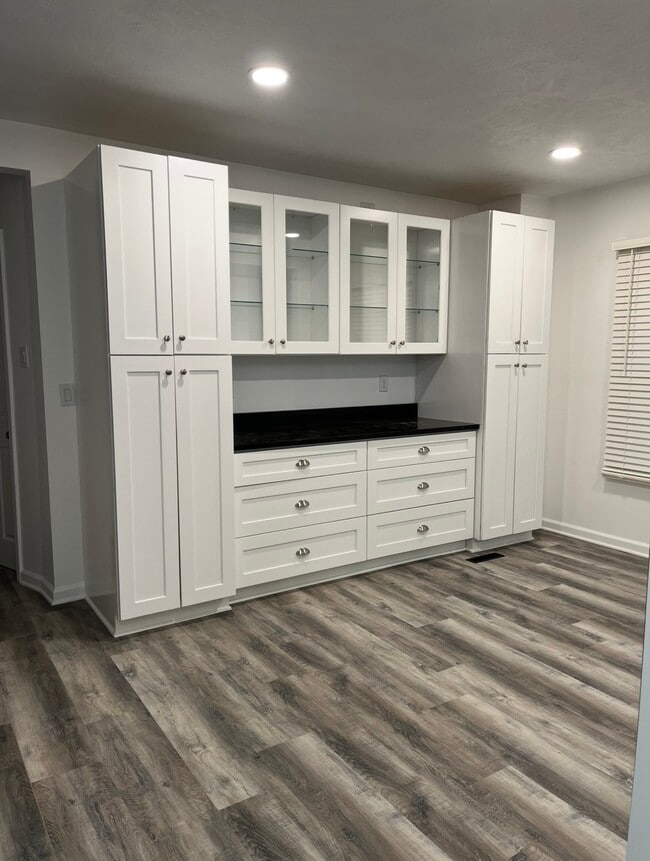 Photo - 2227 Avenue G