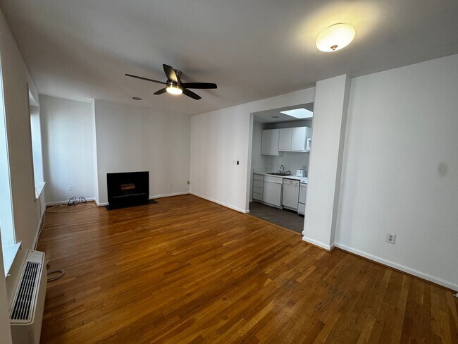 Photo - Two-Level Kalorama Condo with Washer/Dryer, Near Dupont Metro Unit 309