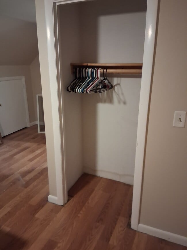 Photo - 775 Knotty Oak Rd