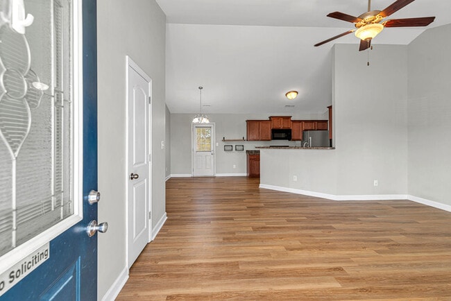 303 Sinclair Ln