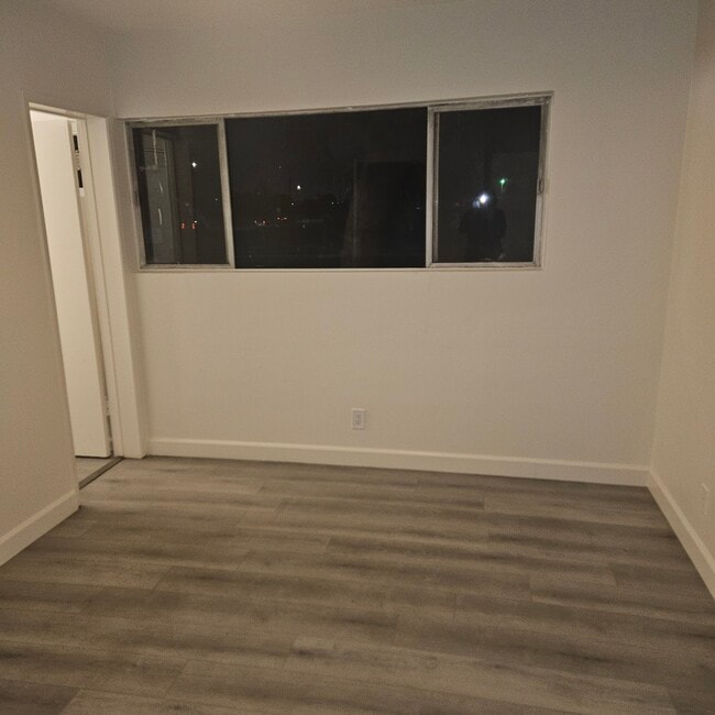 Photo - Hawthorne Chateau Apartments