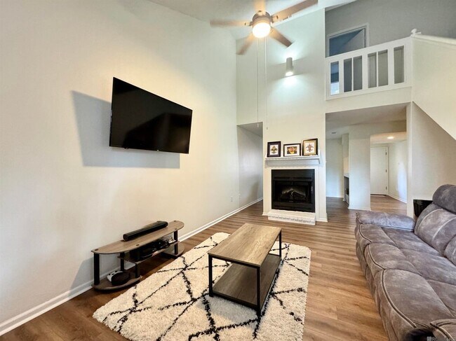Building Photo - 1732 Manor Oak Dr
