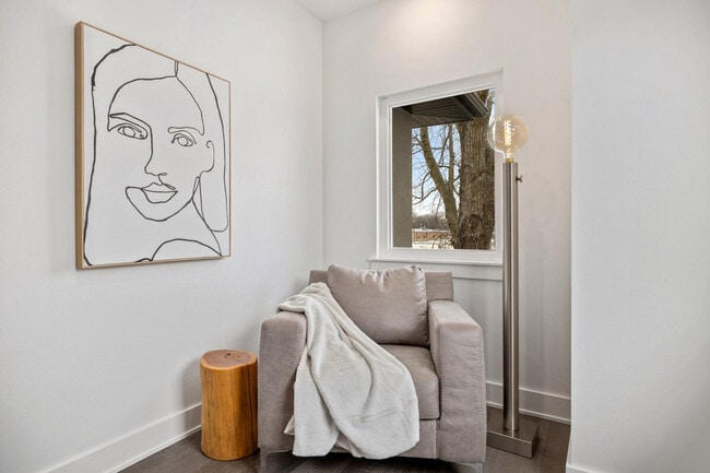 Photo - 1160 NW D St Unit ID1221808P