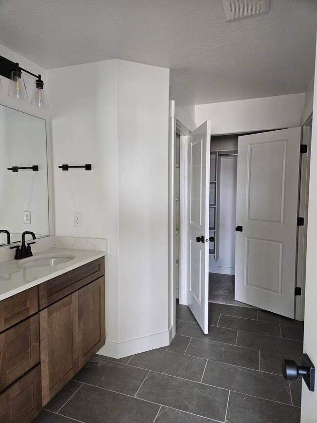 Photo - 1029 W Coral Charm Wy