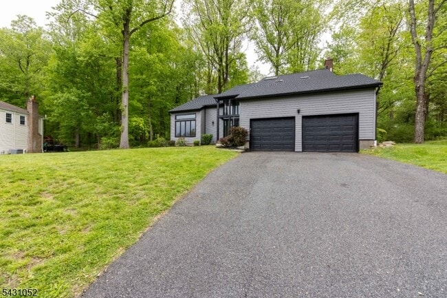 Photo - 9 Wick Ln