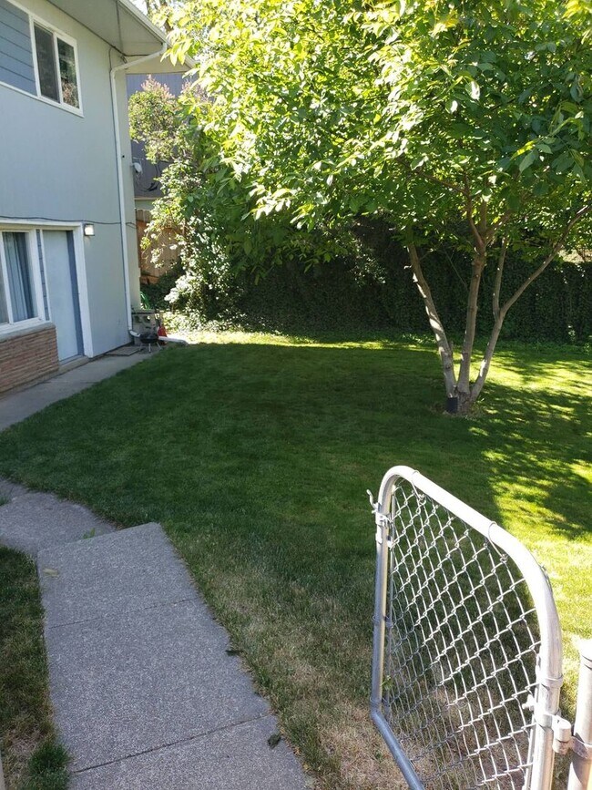 Photo - 1065 NE Duncan Ln Unit 1335