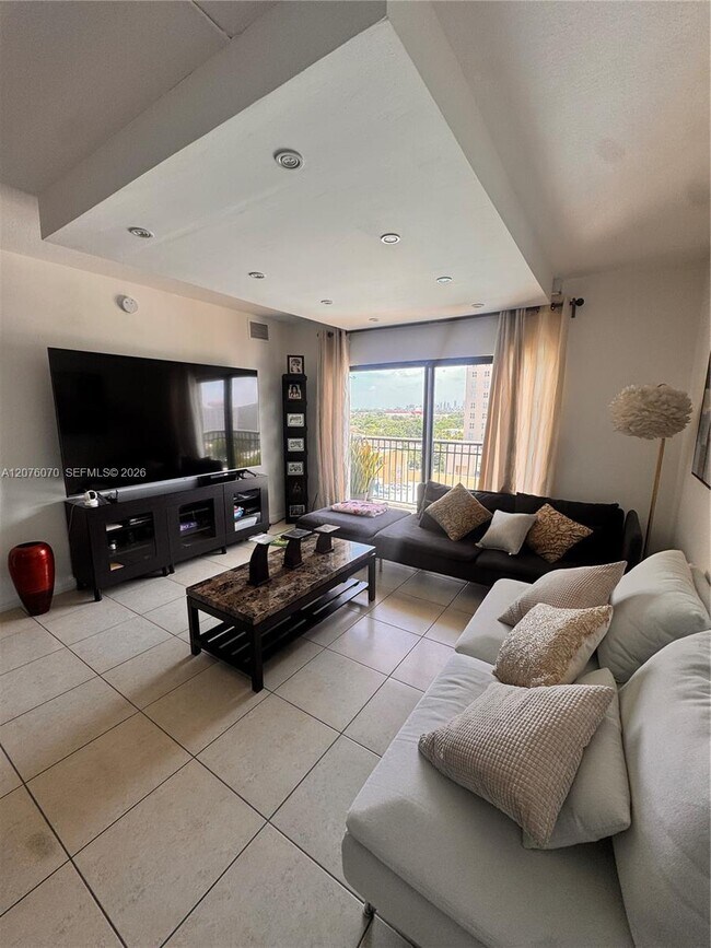 Photo - 4242 NW 2nd St Unit 808