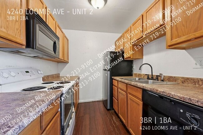 Photo - 4240 Loomis Ave Unit 2