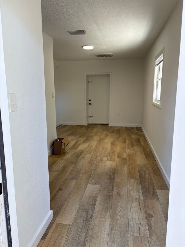 Photo - 1/1 cottage in St. Pete