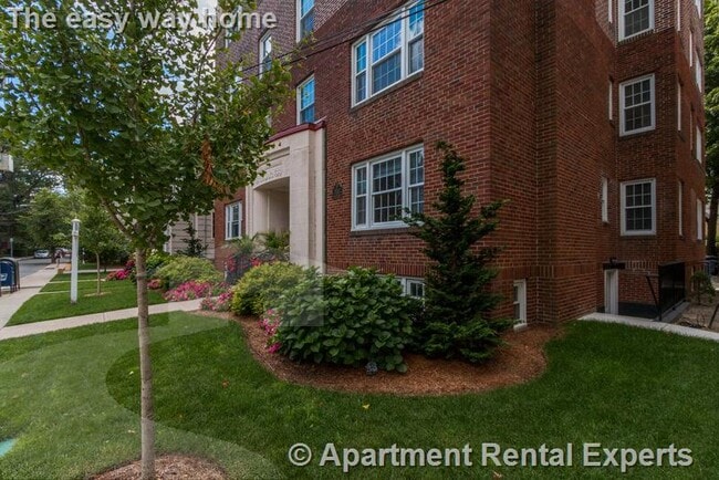 Photo - 55 Langdon St Unit #2