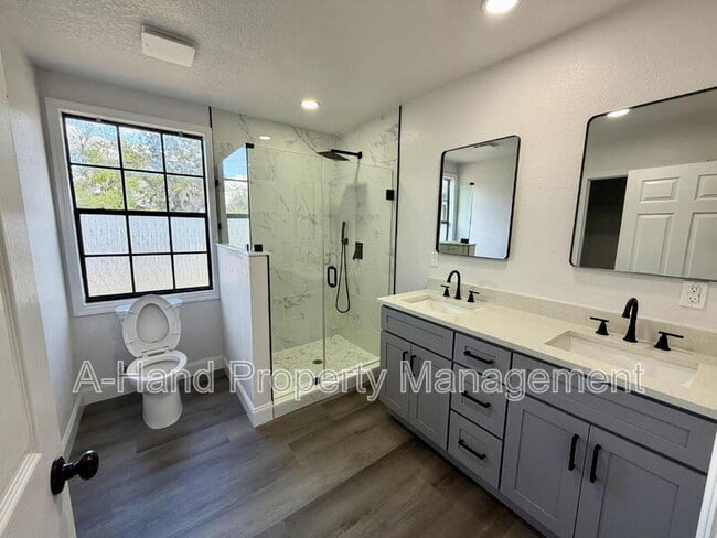 Photo - 15945 Villa City Rd