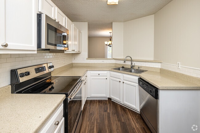 3BR, 2.5BA - 1,768SF - Kitchen