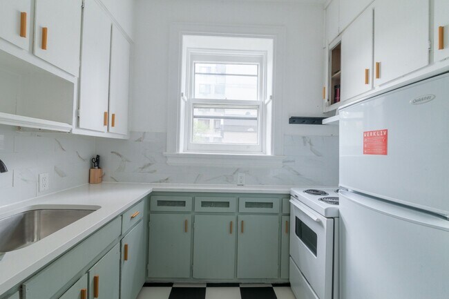 Photo - 1245 Rue St Marc Unit 28