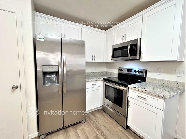 Photo - 12014 W Holly St