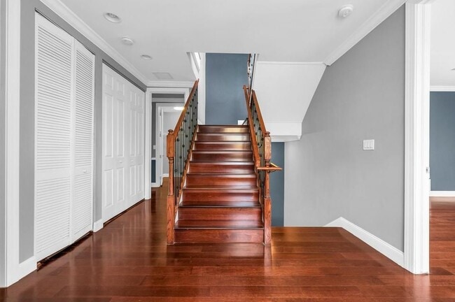 Photo - 486 SW 5th St